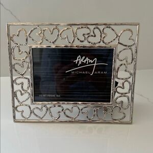 Michael Aram Silver Nickel-plate Open-Heart Decorative Photo Frame 4x6